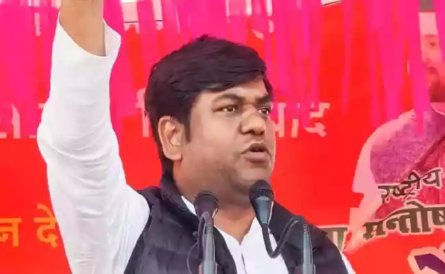 वीआईपी चीफ मुकेश सहनी के पिता की निर्मम हत्या, दरभंगा के घर में मिला क्षत-विक्षत शव