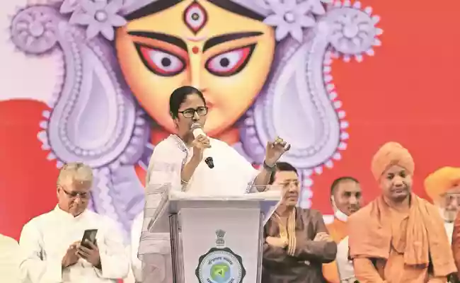 शुरू हुई दुर्गोत्सव की तैयारी; सीएम ममता ने पूजा समितियों की बैठक बुलाई