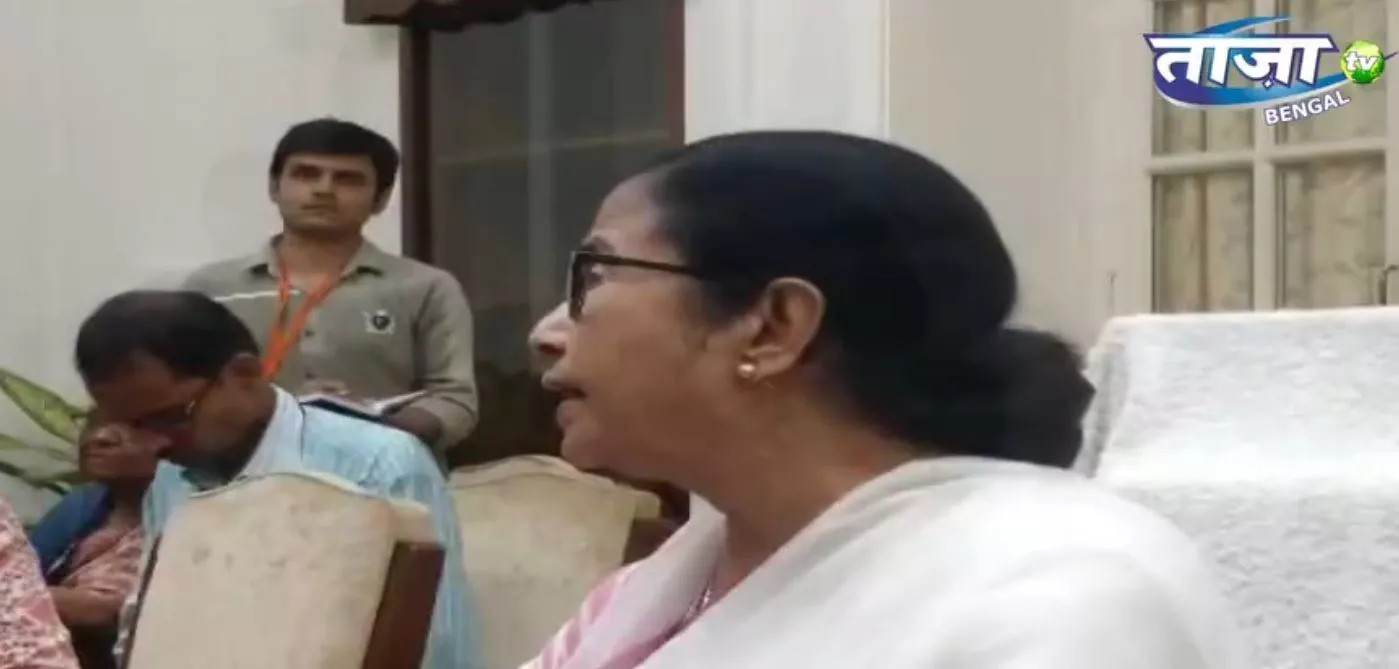 'हमें किसी की भीख नहीं चाहिए, बंगाल से जलते हैं पीएम मोदी: ममता बनर्जी