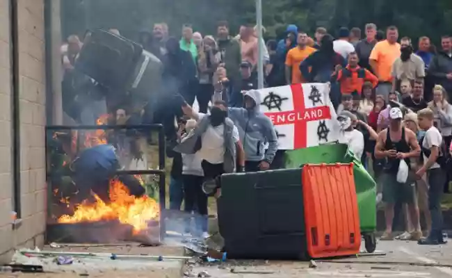 Nearly 400 people arrested after week-long riots in England and Ireland