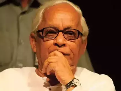 बुद्धदेव भट्टाचार्य को आखिरी विदाई, कोलकाता में सीपीआई (एम) मुख्यालय में उमड़ा जनसैलाब