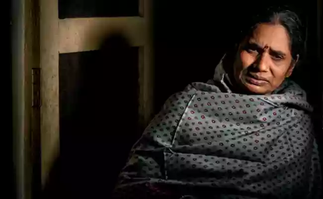 Nirbhaya's mother calls for Mamata's resignation, says 'she failed to handle the situation'