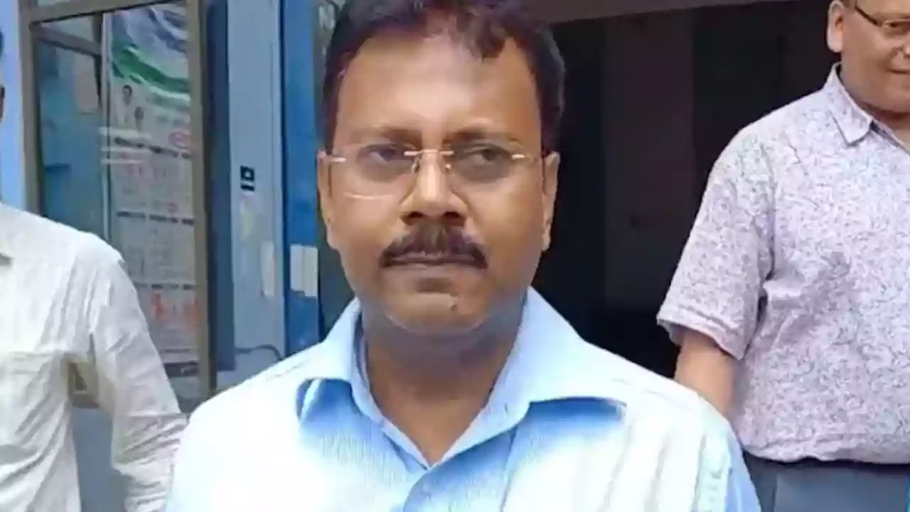 आरजी कर मेडिकल कॉलेज के पूर्व प्रिंसिपल संदीप घोष को सीबीआई ने किया गिरफ्तार
