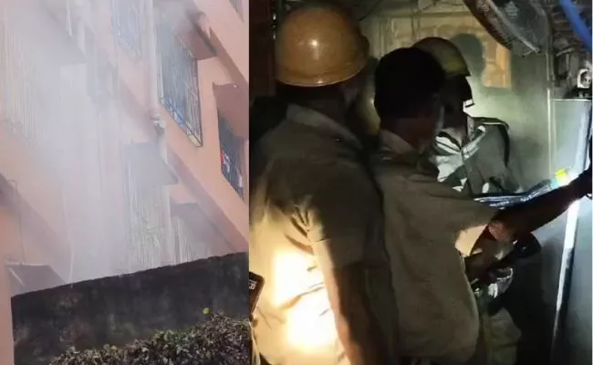 Fire breaks out in a multi-storey gold shop in Malda