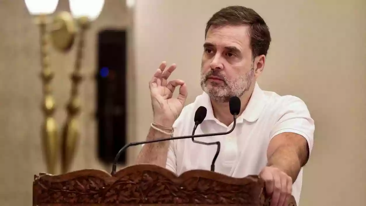 Rahul says Modi does 'Mann Ki Baat' and not 'Kaam Ki Baat'