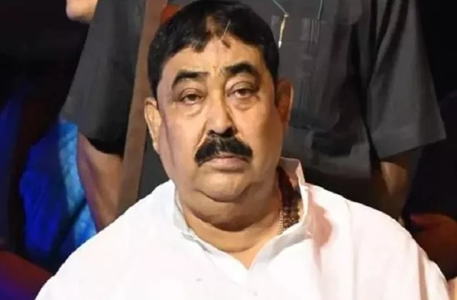 दो साल बाद बोलपुर में अनुव्रत की वापसी, अनुयायियों की भीड़