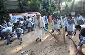 स्वच्छता अभियान के 10 वर्ष पूरे, प्रधानमंत्री ने बताया बेहतर स्वच्छता सुविधाएं सुनिश्चित करने का प्रयास