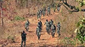 छत्तीसगढ़ के दंतेवाड़ा और नारायणपुर की सीमा पर नेंदूर-थुलथुली के जंगल में हुई मुठभेड़ में 30 नक्सली ढेर