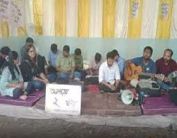 एनबीएमसीएच में जूनियर डॉक्टरों ने शुरू की भूख हड़ताल