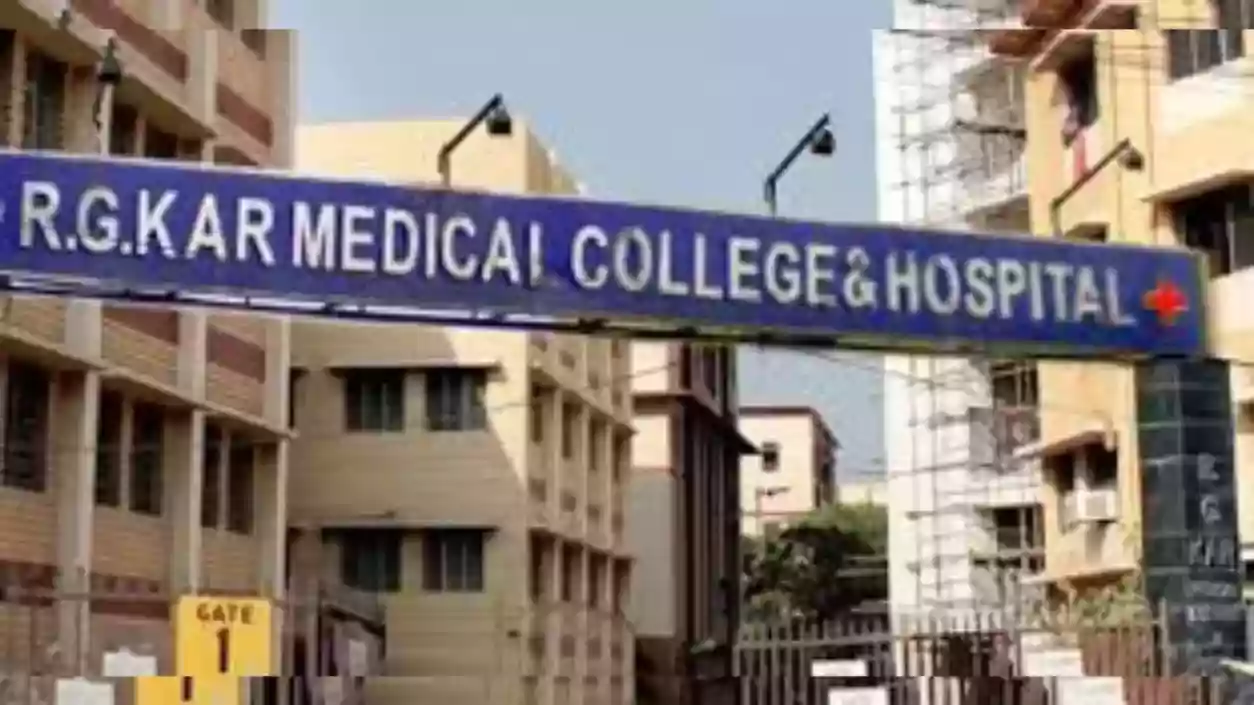 West Bengal Health Department orders removal of illegal shops at RG Kar amid protests