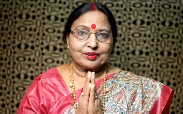 गायिका शारदा सिन्हा के बेटे ने फैंस से की मां के जल्द ठीक होने के लिए भगवान से प्रार्थना करने की गुजारिश