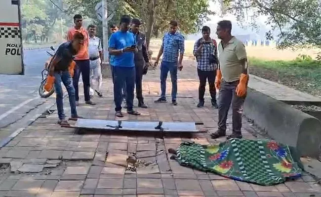 मैदान के डफरिन रोड से व्यक्ति का शव बरामद