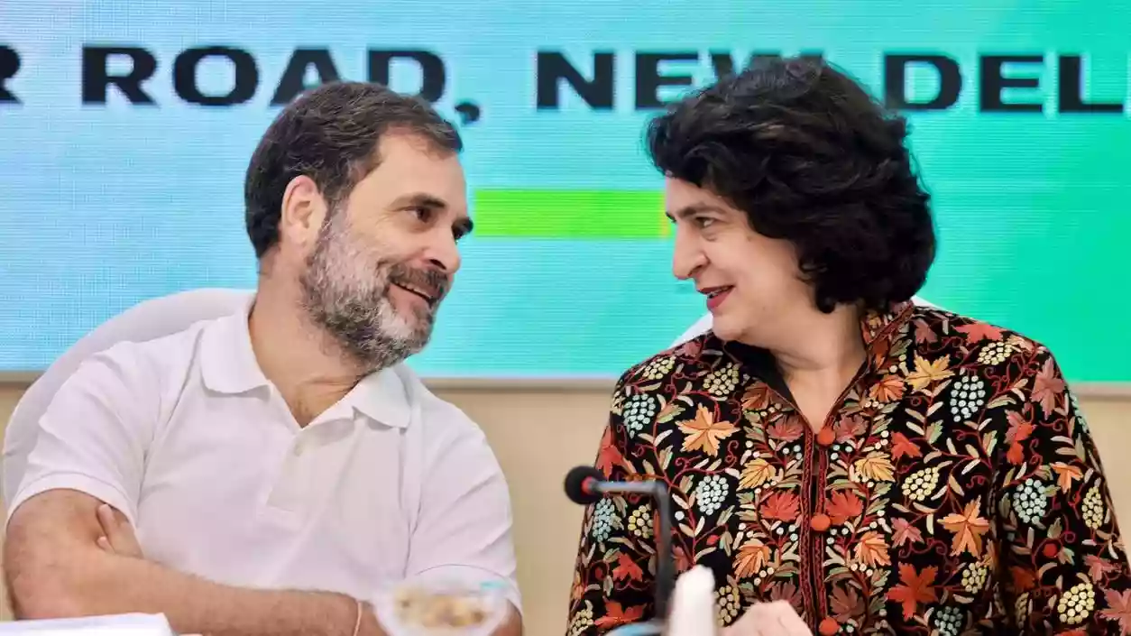 Rahul Gandhi applauds Priyanka Gandhi's maiden speech in Lok Sabha, calls it better than his own