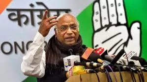 मणिपुर में ताजा हिंसा को लेकर कांग्रेस ने प्रधानमंत्री पर साधा निशाना