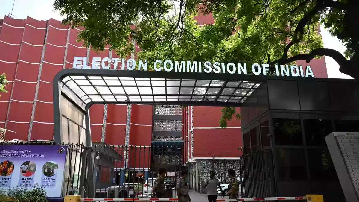 दिल्ली विधानसभा चुनाव से पहले अंतिम मतदाता सूची जारी, 1.55 करोड़ से अधिक मतदाता पंजीकृत
