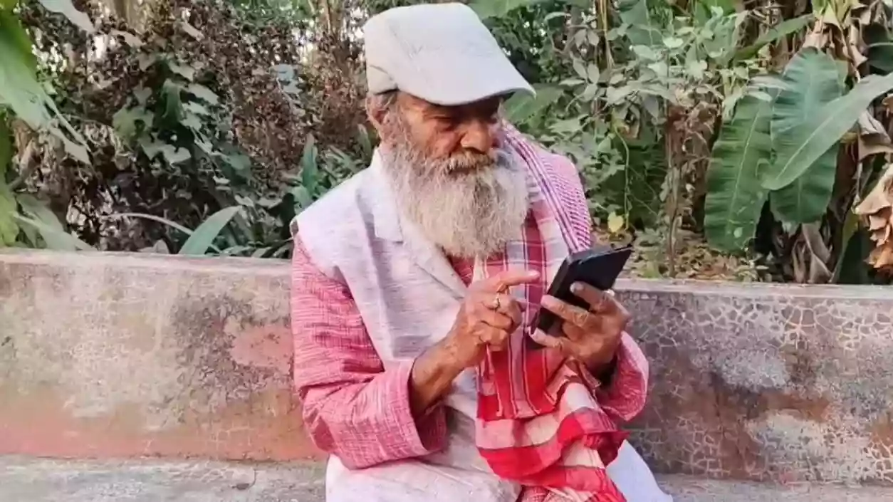 Bardhaman Sadhu targeted by cyber fraudsters with fake arrest threat, scam foiled after video call