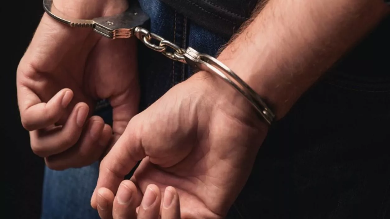 Contractor arrested after 3 workers die in Kolkata Leather Complex