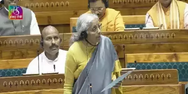 वित्त मंत्री सीतारमण ने लोकसभा में  पेश किया नया आयकर विधेयक-2025 