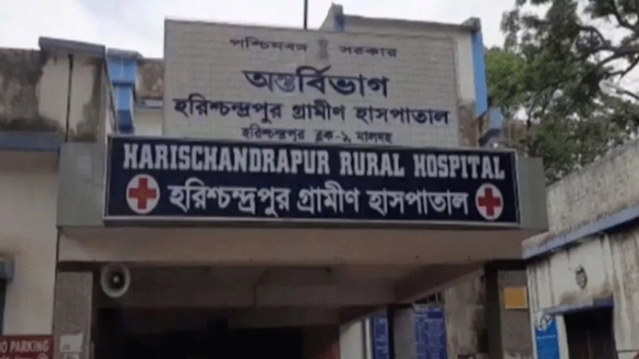 Fire from garbage pile causes panic and breathing trouble at Harishchandrapur Rural Hospital | Watch