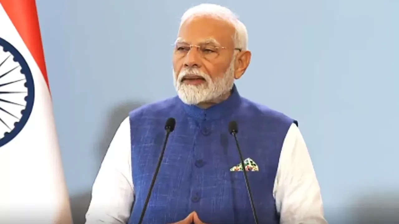 प्रधानमंत्री कल जाएंगे मॉरीशस, राष्ट्रीय दिवस समारोह में लेंगे भाग