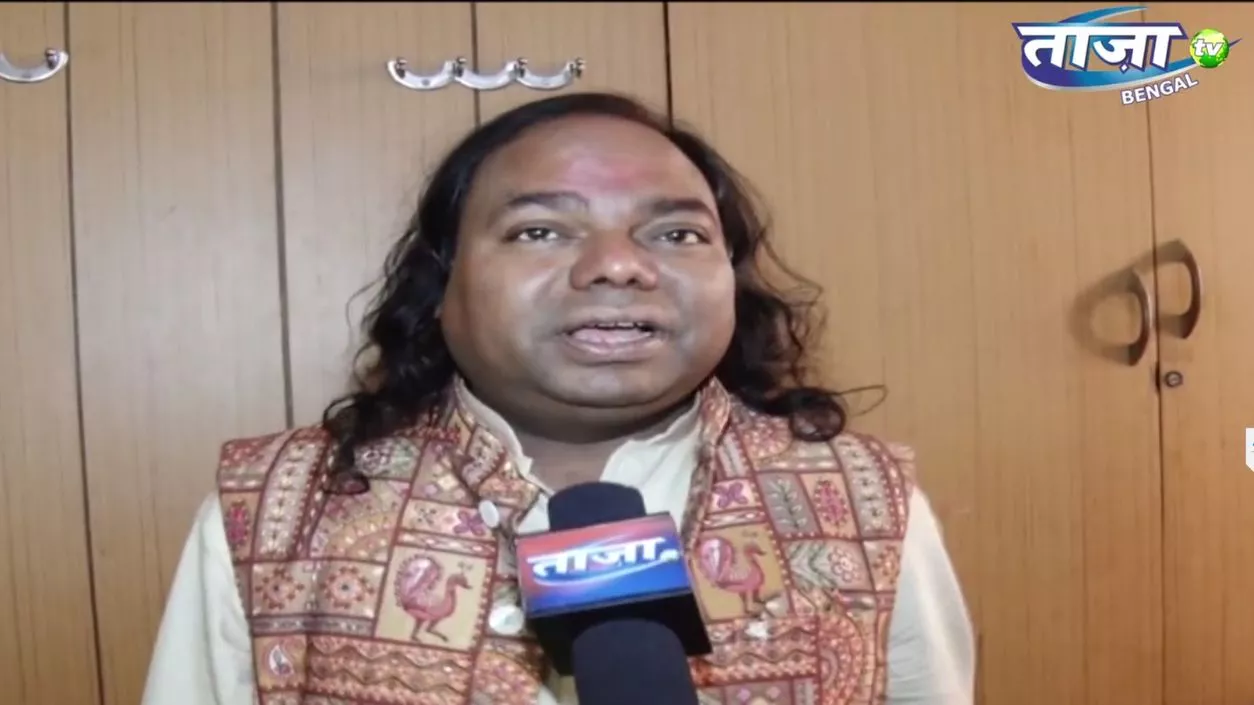 Poet Shambhu Shikhar enthralls Kolkata with Holi poetry extravaganza on Taaza TV | Watch