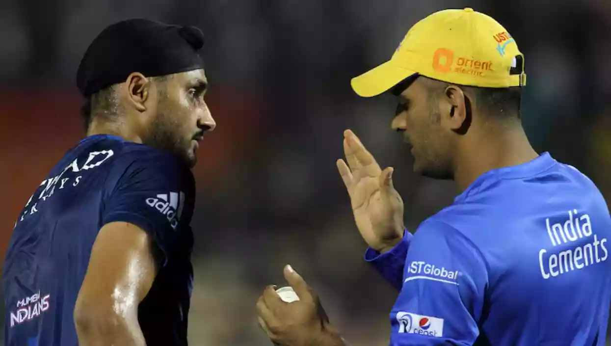 Harbhajan Singh stunned by MS Dhoni’s fitness at 43: 