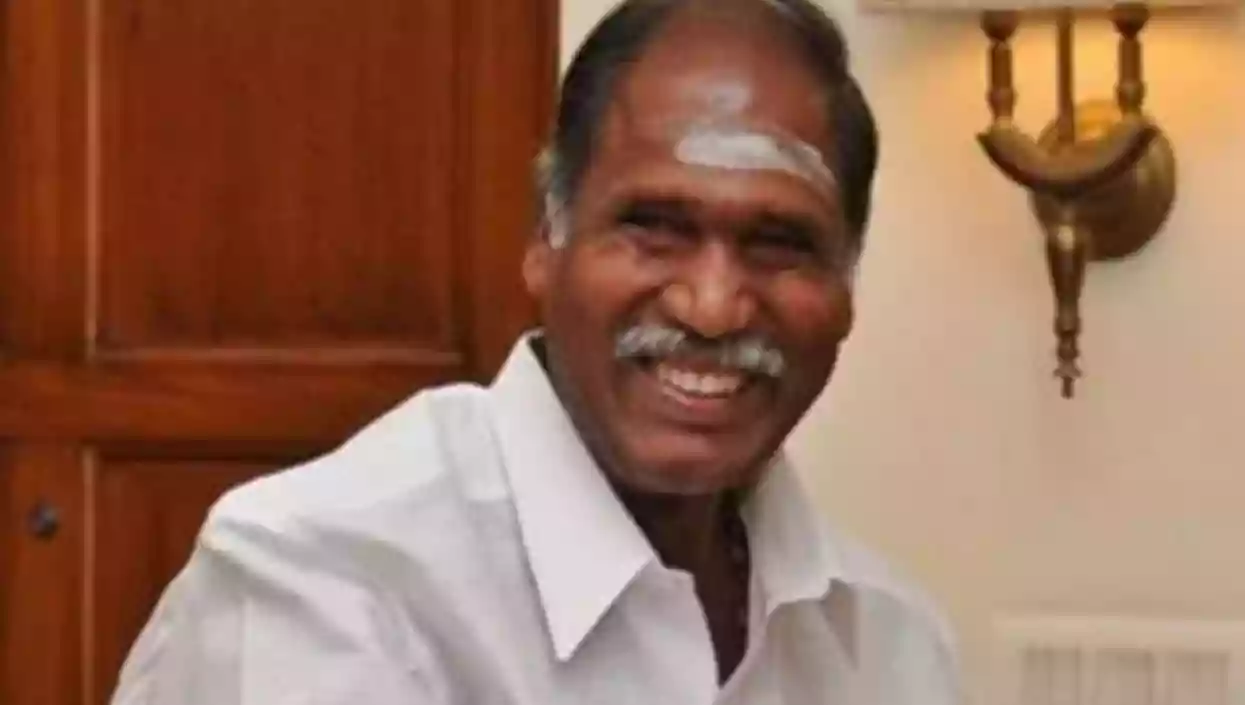 Shops in Puducherry must display Tamil names, Govt issues circulars amid language debate