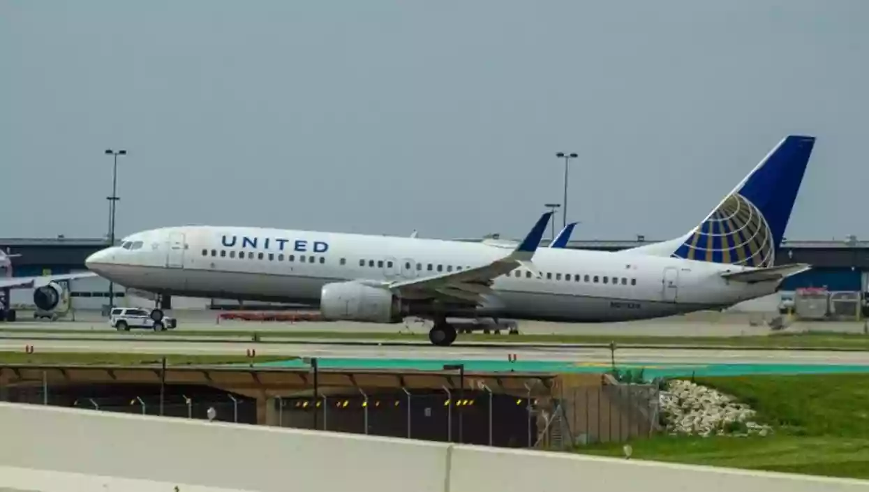 United Airlines flight forced to divert after pilot forgets passport mid-air