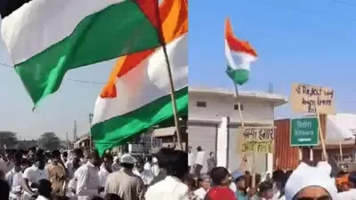 हरियाणा के नूंह में ईद पर लहराए फिलिस्तीनी झंडे, वक्फ बिल का भी जताया विरोध