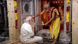 प्रधानमंत्री ने रामनाथस्वामी मंदिर में पूजा अर्चना की