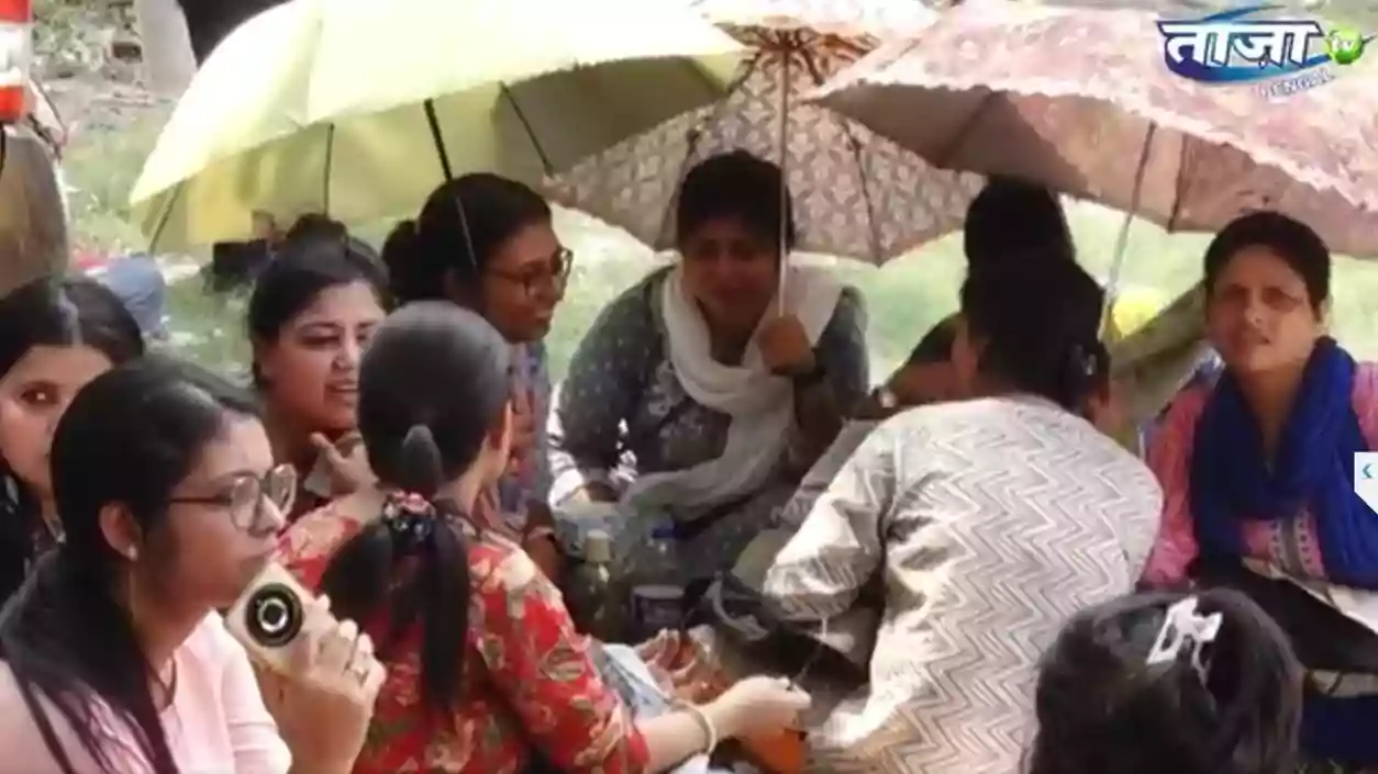 Sacked teachers to camp overnight at Shaheed Minar, rally to Netaji Stadium by Monday 12:30 PM | Watch