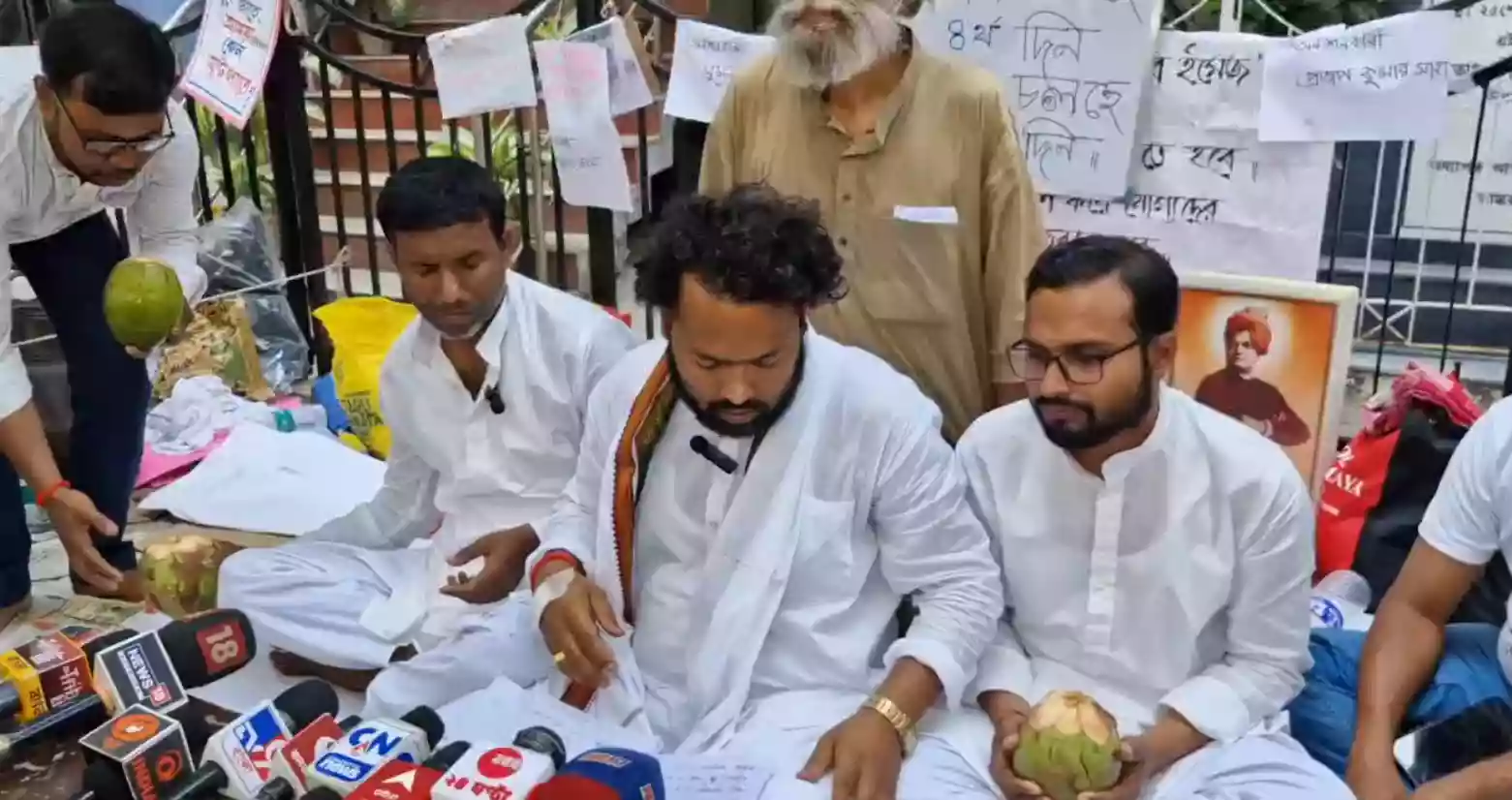 Unemployed teachers abruptly end hunger strike at SSC Bhawan citing indiscipline