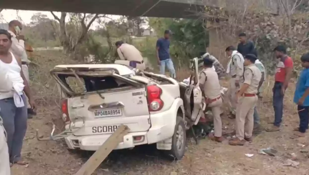 Sacrificial goat survives, 4 dead as Scorpio falls off  bridge in Jabalpur