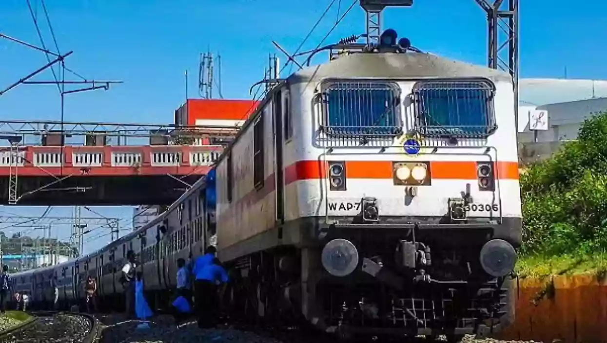 Indian Railways earns ₹2.65 lakh crore in FY25, improves efficiency with 98.32% operating ratio
