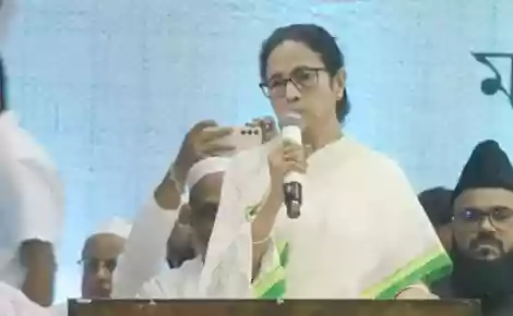 Mamata appeals to PM Modi to 'control Amit Shah', slams BSF over infiltration claims amid Murshidabad unrest