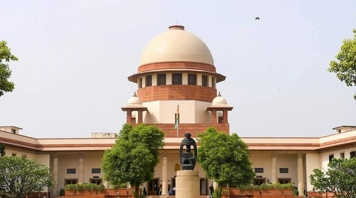 सुप्रीम कोर्ट ने नासिक दरगाह को गिराने के नोटिस पर लगाई रोक,  हाईकोर्ट से रिपोर्ट मांगी