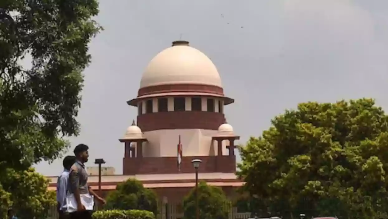 SC reacts to 'comments against judiciary' during hearing of President's rule in Bengal plea