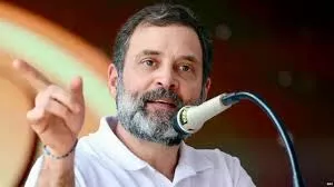 चुनाव आयोग ने राहुल गांधी के आरोपों को खारिज किया