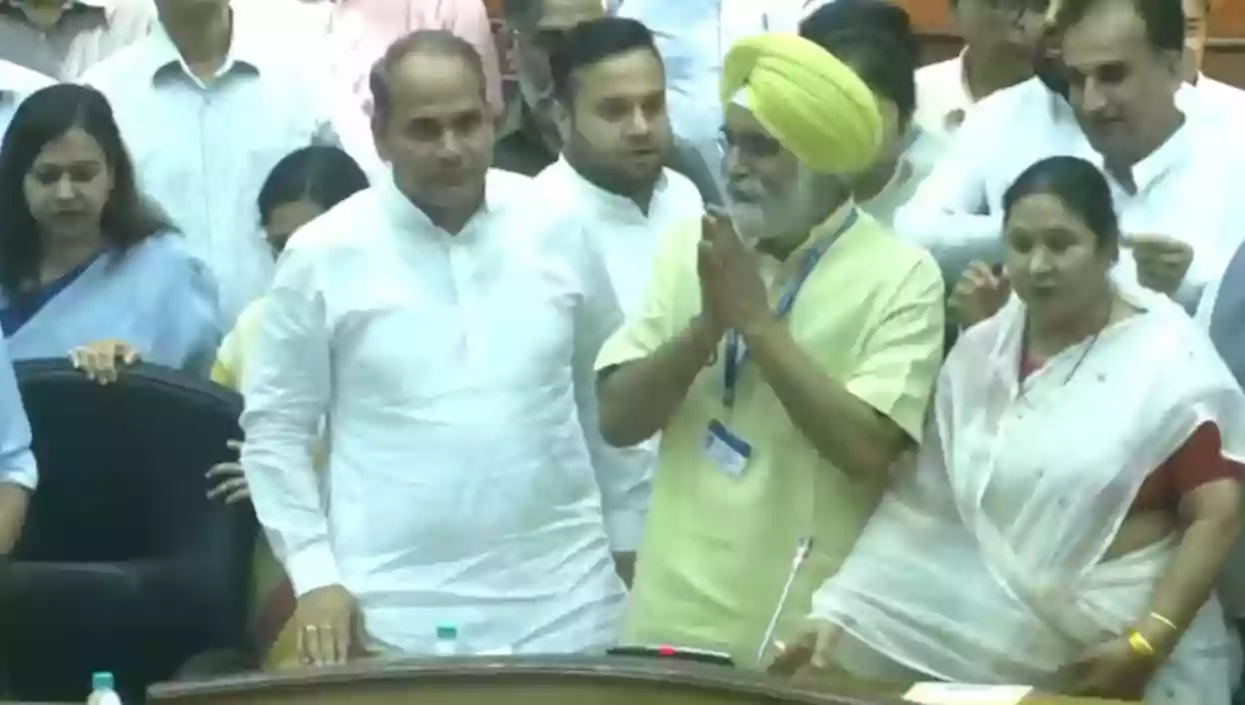BJP's Raja Iqbal Singh elected Delhi Mayor amid Congress's minimal support
