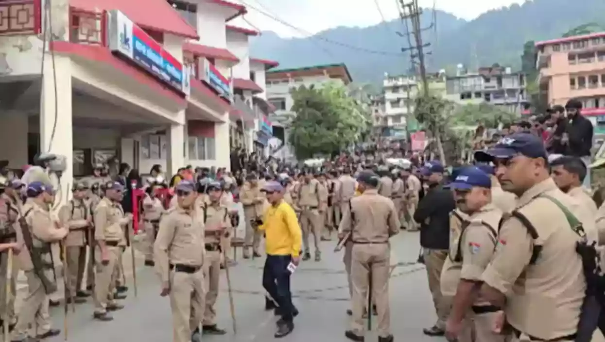 Minor girl allegedly raped in Nainital, triggers communal violence with stone pelting on mosque