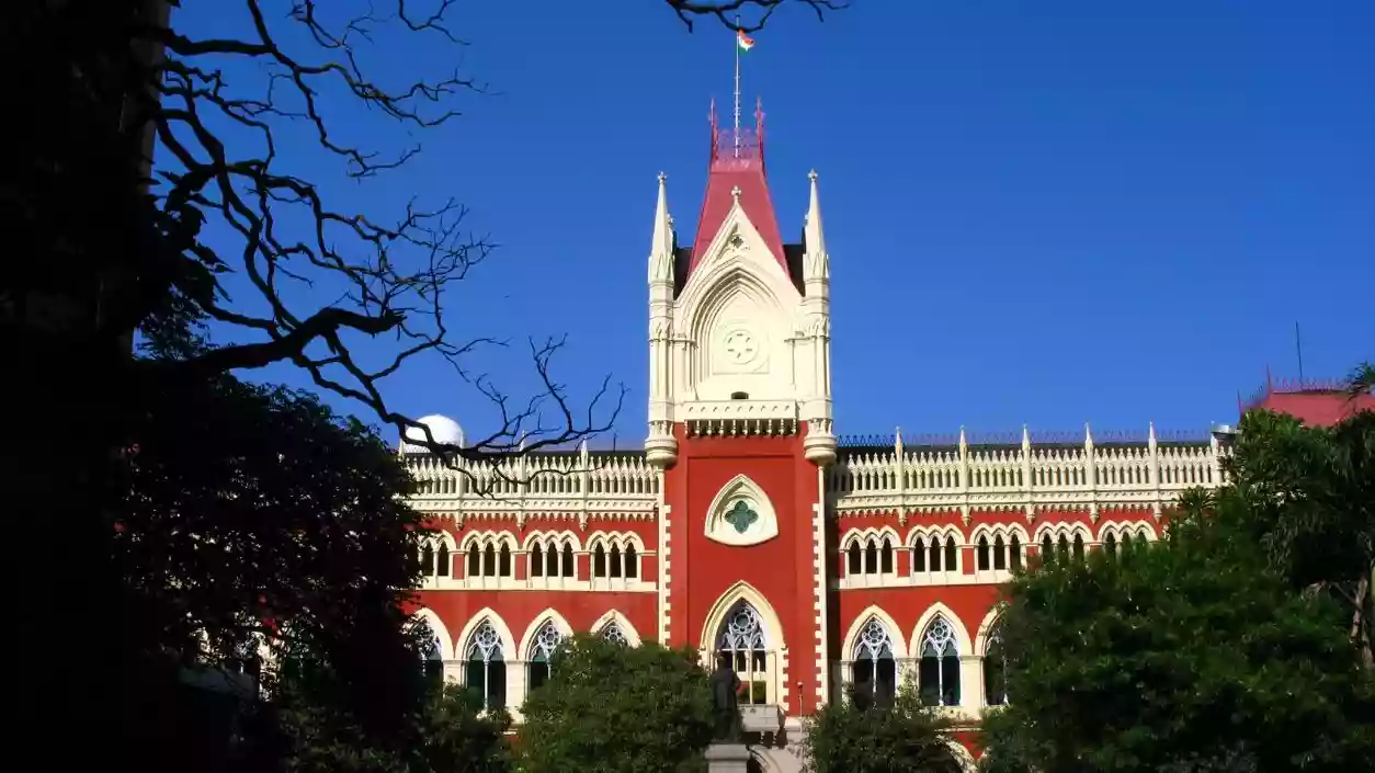 7 cops face contempt in Calcutta HC over 2019 Howrah Court lathi-charge on lawyers