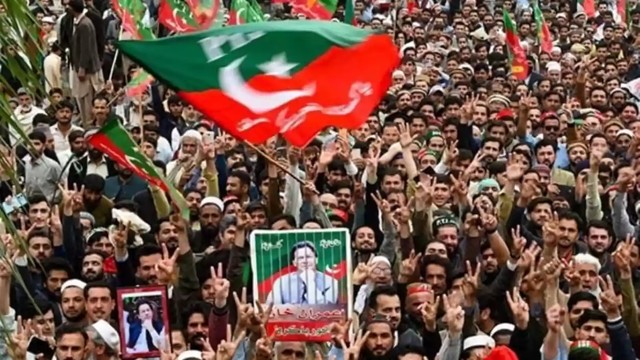 Imran Khan’s release demanded as Pakistan faces war threat and calls grow for Army Chief’s resignation
