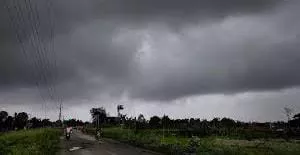 झारखंड के 19 जिलों में छह को आकाशीय बिजली गिरने और तेज हवा का अलर्ट