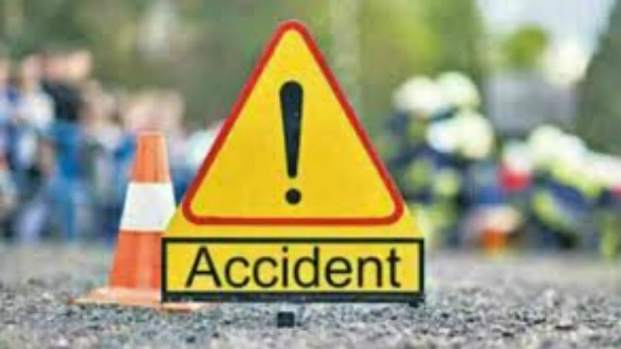 Three killed in high-speed bike crash in Howrah, speeding suspected