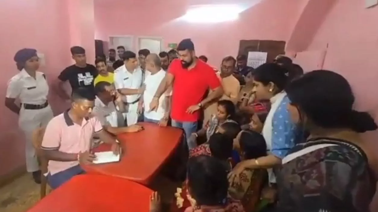 NCW summons police after Murshidabad women allege threats & harassment