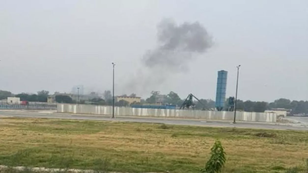 India destroys Pak's air defense system; Foils attack on 15 big cities using S-400 Sudarshan Chakra