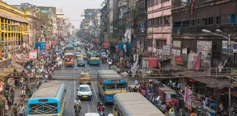 Fake bags seller beat EB officers in Burrabazar during raid, 2 arrested