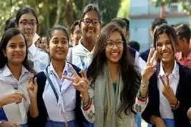 सीबीएसई 10वीं के  नतीजे घोषित, लड़कियों ने मारी बाजी, 93.66 प्रतिशत विद्यार्थी उत्तीर्ण