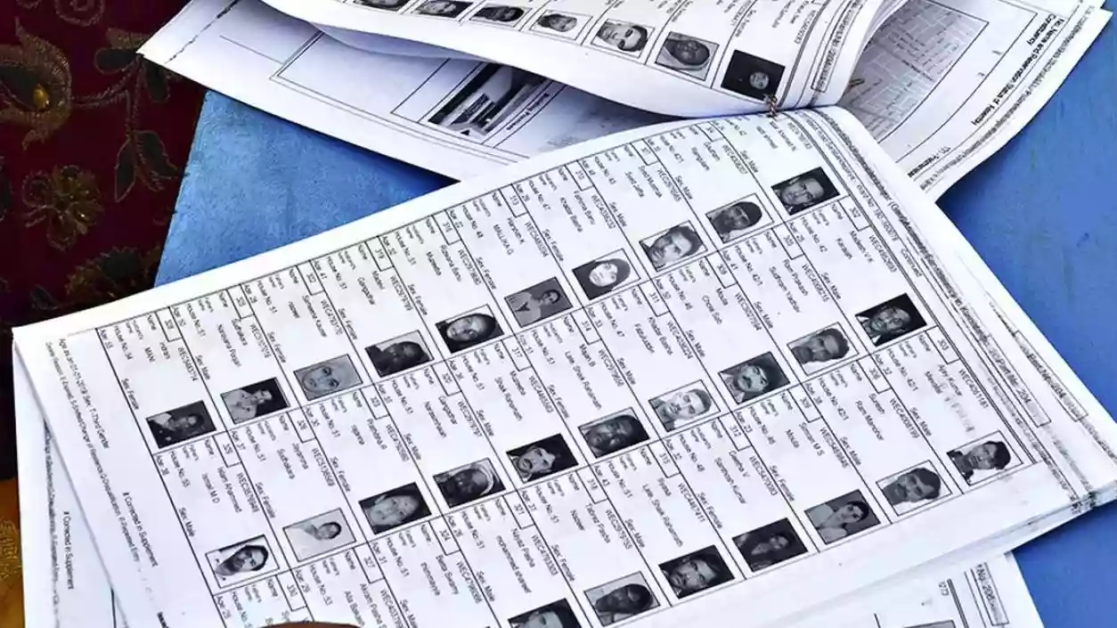 First suspension in Bengal over voter list fraud as Kakdwip Govt official booked for OTP misuse