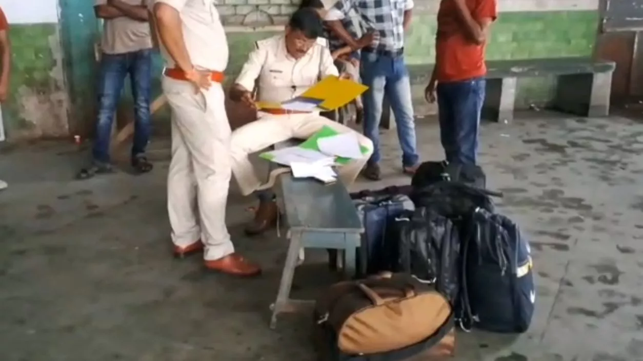 53 kg ganja seized from private bus in Jalpaiguri; 5 arrested including 3 women